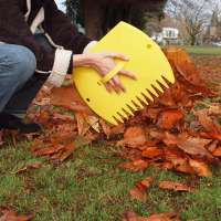 Garden Tools Garden Leaf Scoop Plastic Clippings Debris Leaves Scoops Hand Claws Leaf Grass Rake