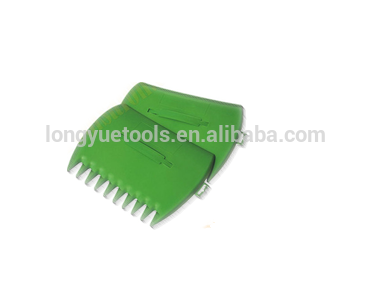 Plastic Lawn Claw Leaf Scoop Collector